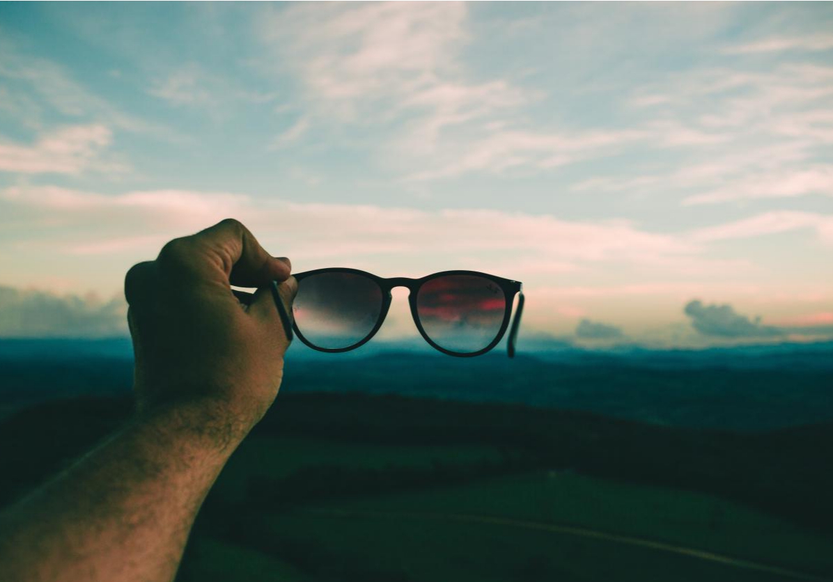 Las gafas de revestimiento antirreflectantes lo ayudan a ver más